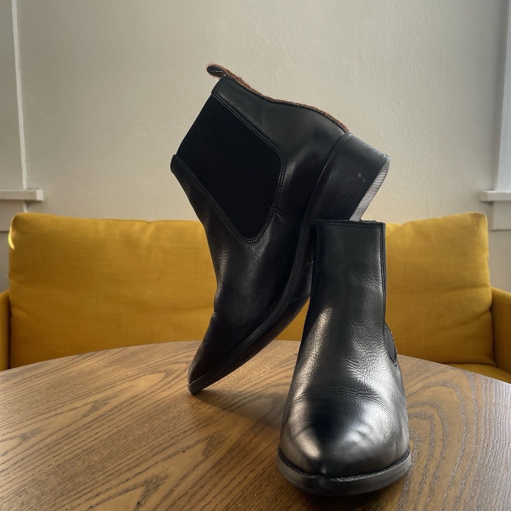 Matisse Black Leather Chelsea Boot Real Dyed‎ Fur Trim From Cow